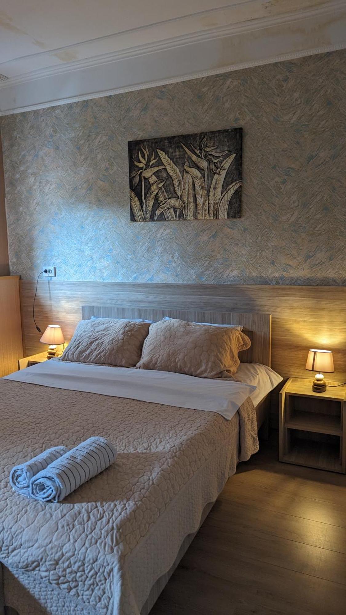 Dkd-Bridge Hotel Tbilisi Bagian luar foto