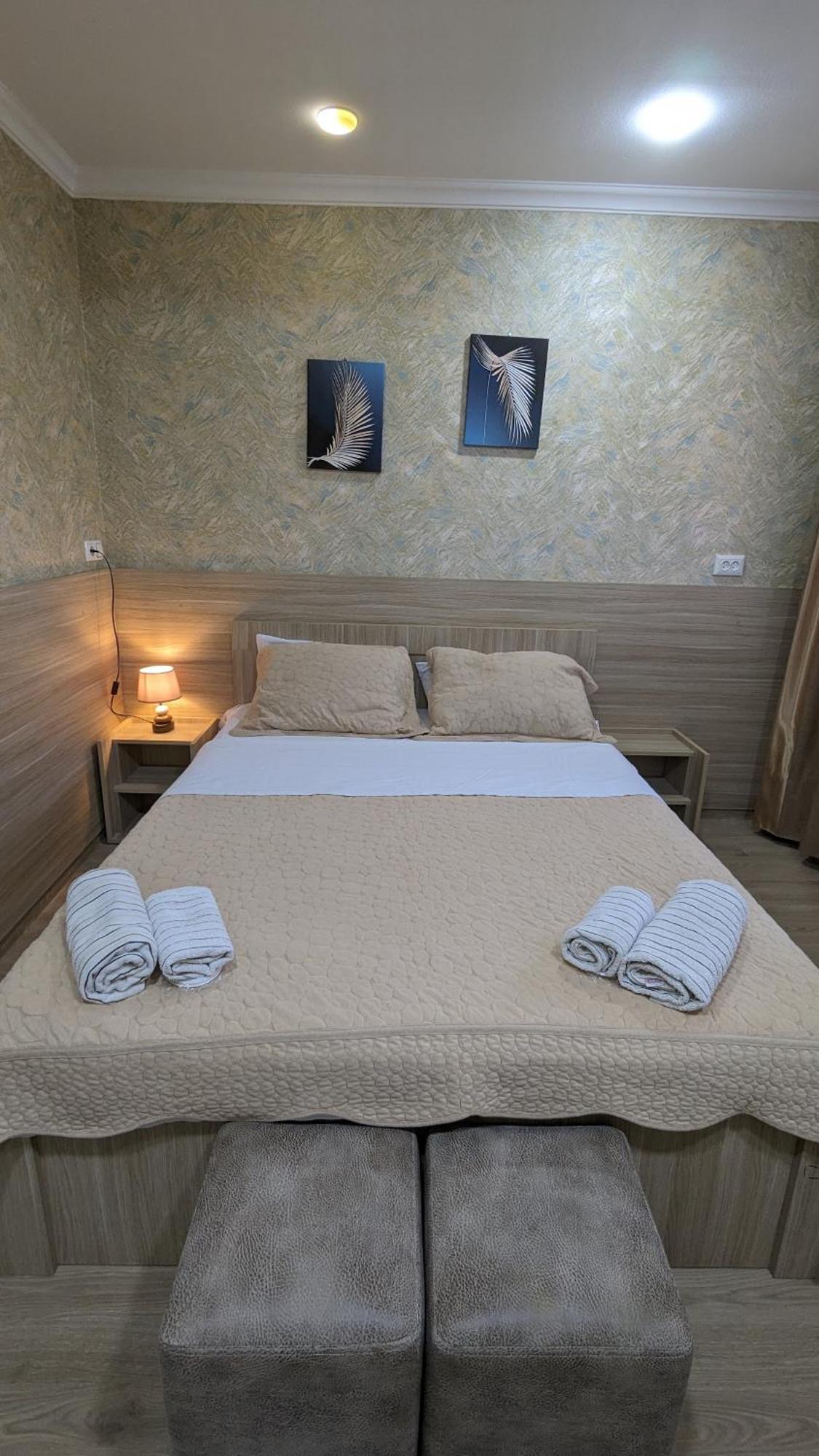 Dkd-Bridge Hotel Tbilisi Bagian luar foto