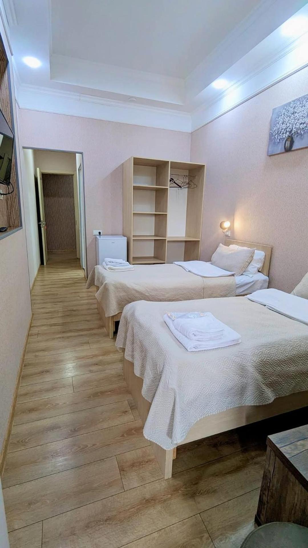 Dkd-Bridge Hotel Tbilisi Bagian luar foto