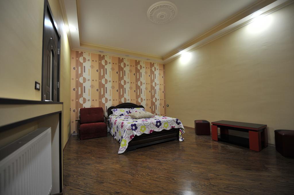 Dkd-Bridge Hotel Tbilisi Bagian luar foto
