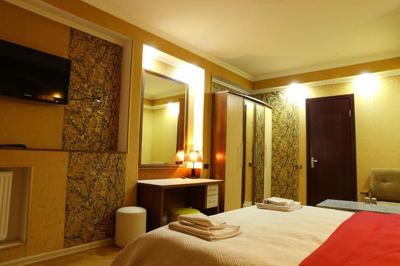 Dkd-Bridge Hotel Tbilisi Bagian luar foto