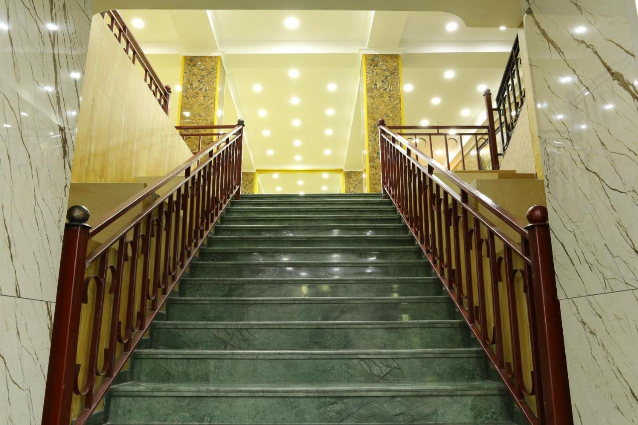 Dkd-Bridge Hotel Tbilisi Bagian luar foto